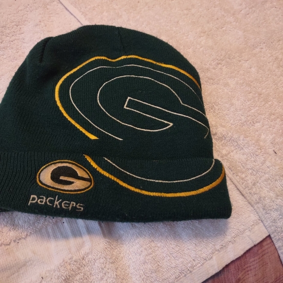 Official Green Bay Packers beanie hat use - Picture 6 of 6